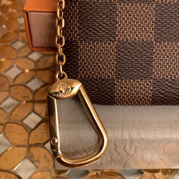 Brand New!! Authentic Louis Vuitton Damier Ebene CanvasCoin Pochette/ Key Pouch. - Picture 4 of 14